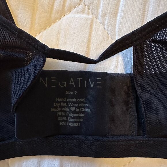 Sieve Cutout Bra in Dark Navy - Picture 2 of 6